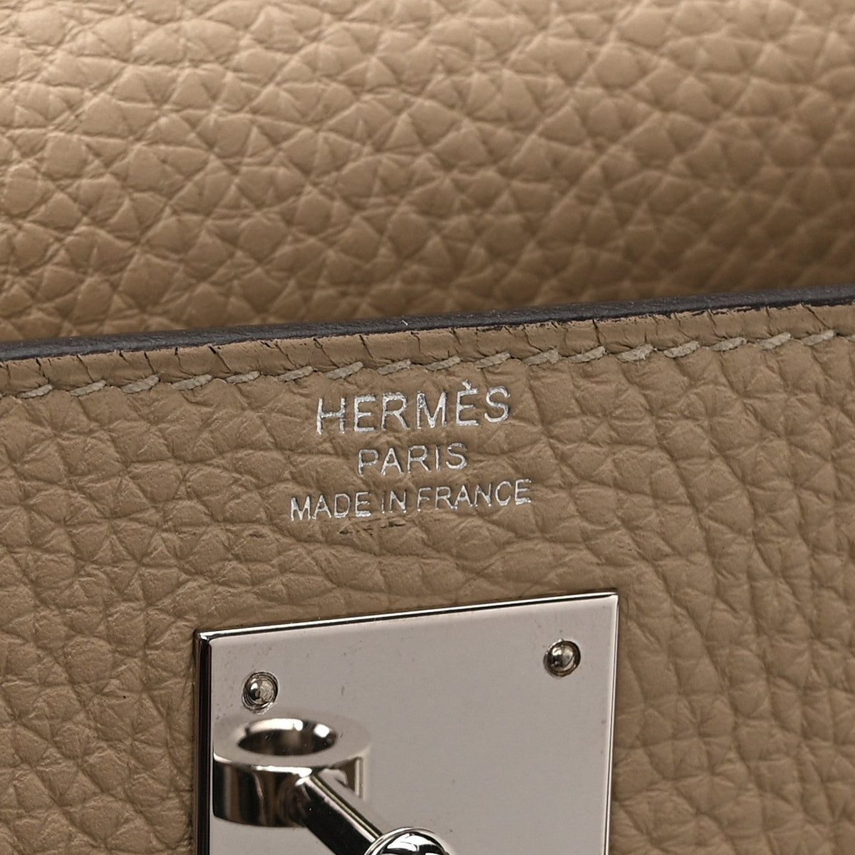 Taurillon Clemence Kelly Retourne 28 Trench product image 6, provided for visual reference and product detail review