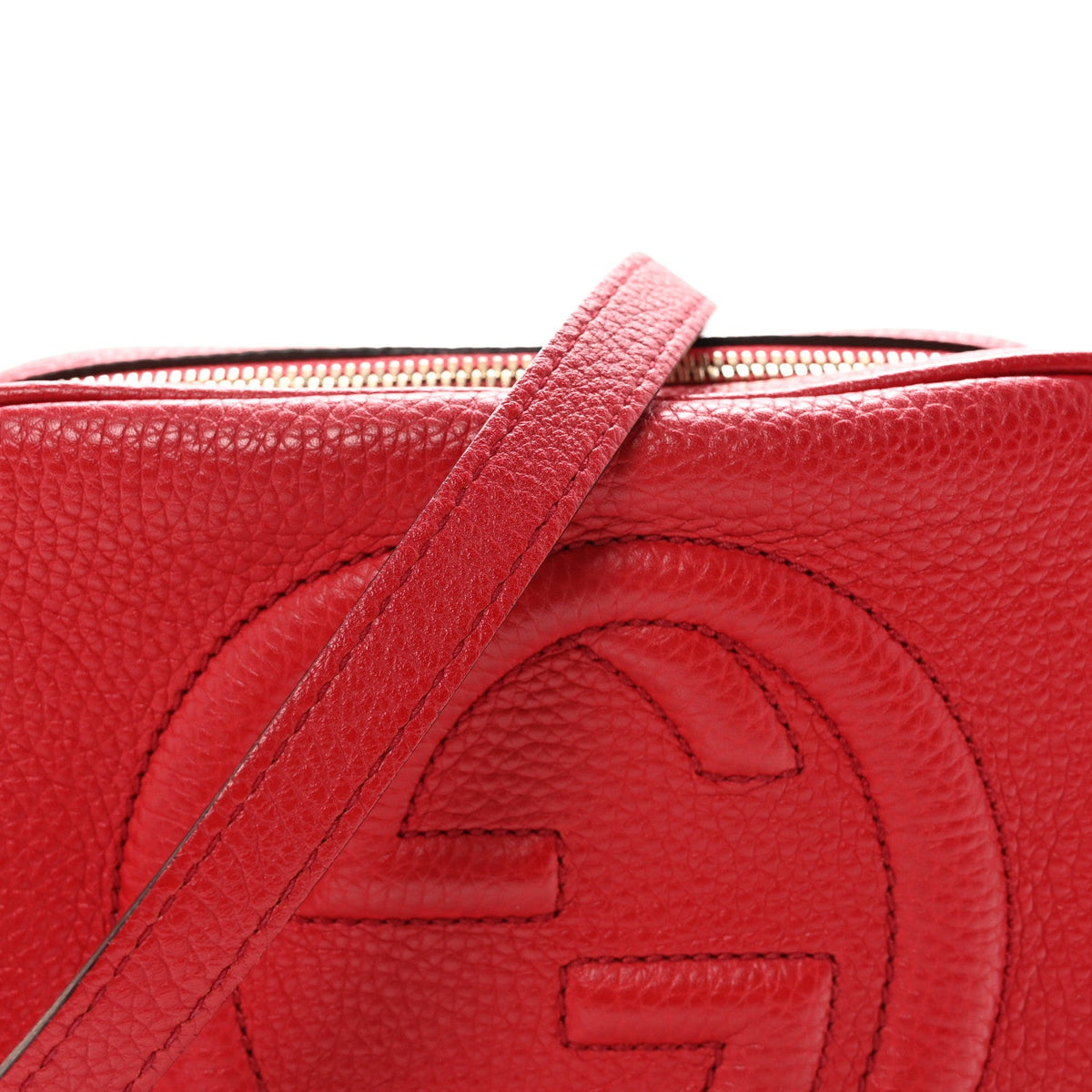 Pebbled Calfskin Small Soho Disco Bag Tabasco Red product image 8, provided for visual reference and product detail review