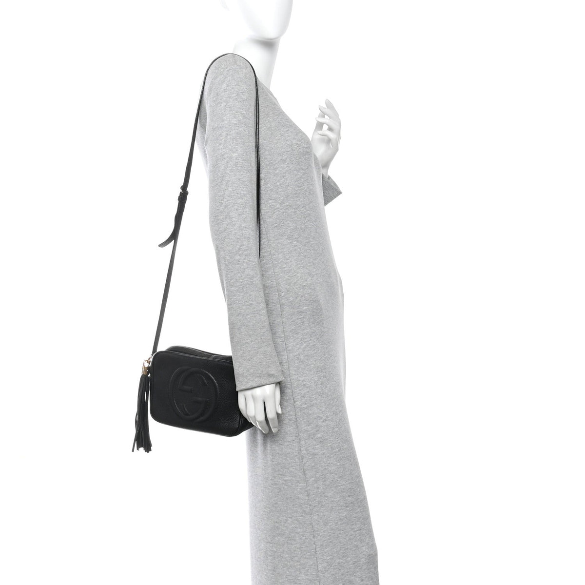 Pebbled Calfskin Small Soho Disco Bag Black product image 2, provided for visual reference and product detail review