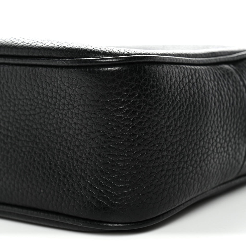 Pebbled Calfskin Small Soho Disco Bag Black product image 10, provided for visual reference and product detail review