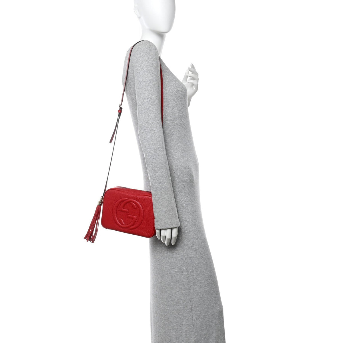 Pebbled Calfskin Small Soho Disco Bag Tabasco Red product image 2, provided for visual reference and product detail review
