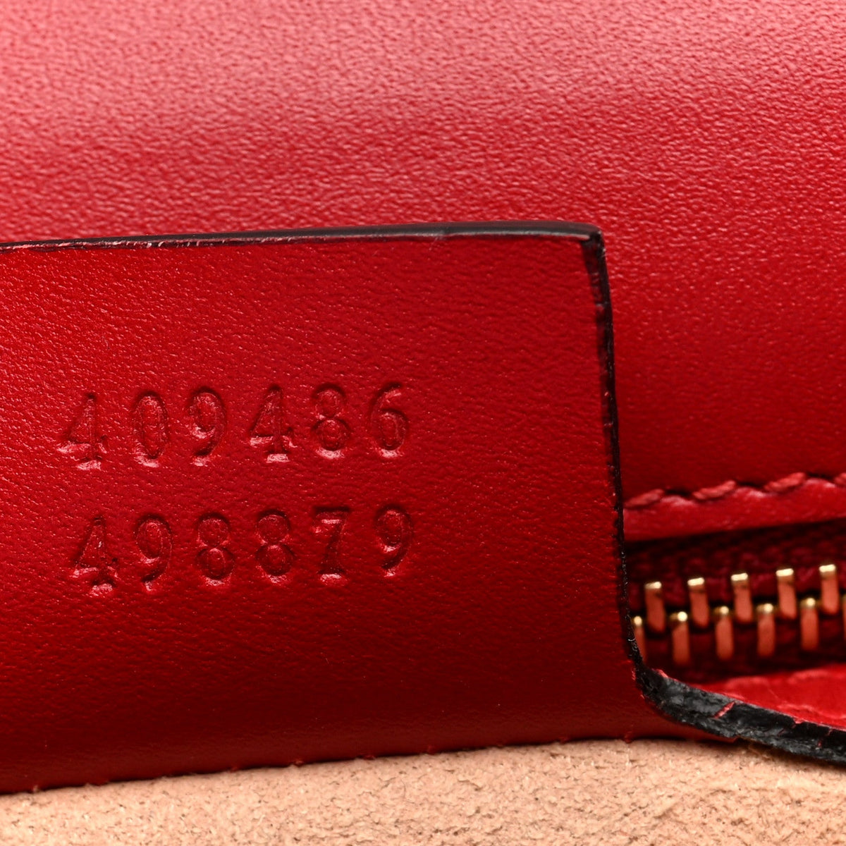 Guccissima Medium Padlock Shoulder Bag Hibiscus Red product image 7, provided for visual reference and product detail review