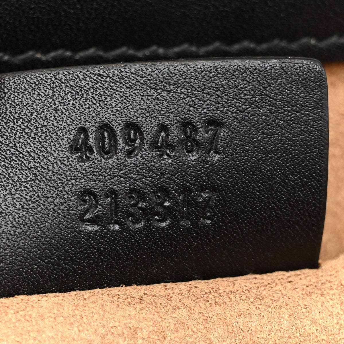 GG Supreme Monogram Calfskin Small Padlock Shoulder Bag Beige Black Cuir product image 7, provided for visual reference and