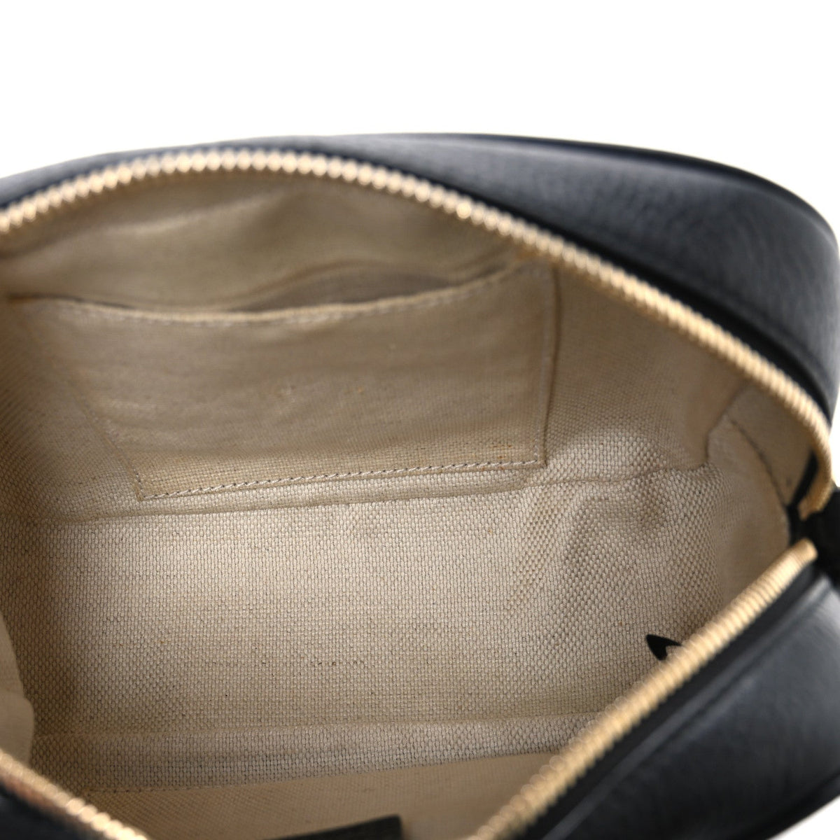 Pebbled Calfskin Small Soho Disco Bag Black product image 5, provided for visual reference and product detail review