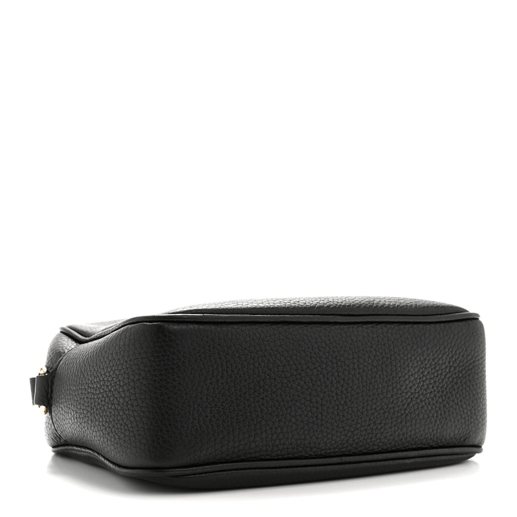 Pebbled Calfskin Small Soho Disco Bag Black product image 4, provided for visual reference and product detail review