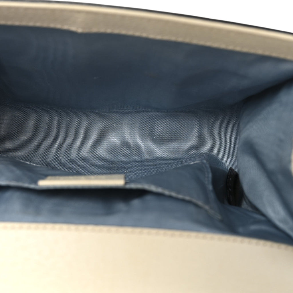 Grained Calfskin Bee Star Small Padlock Shoulder Bag White product image 5, provided for visual reference and product detail