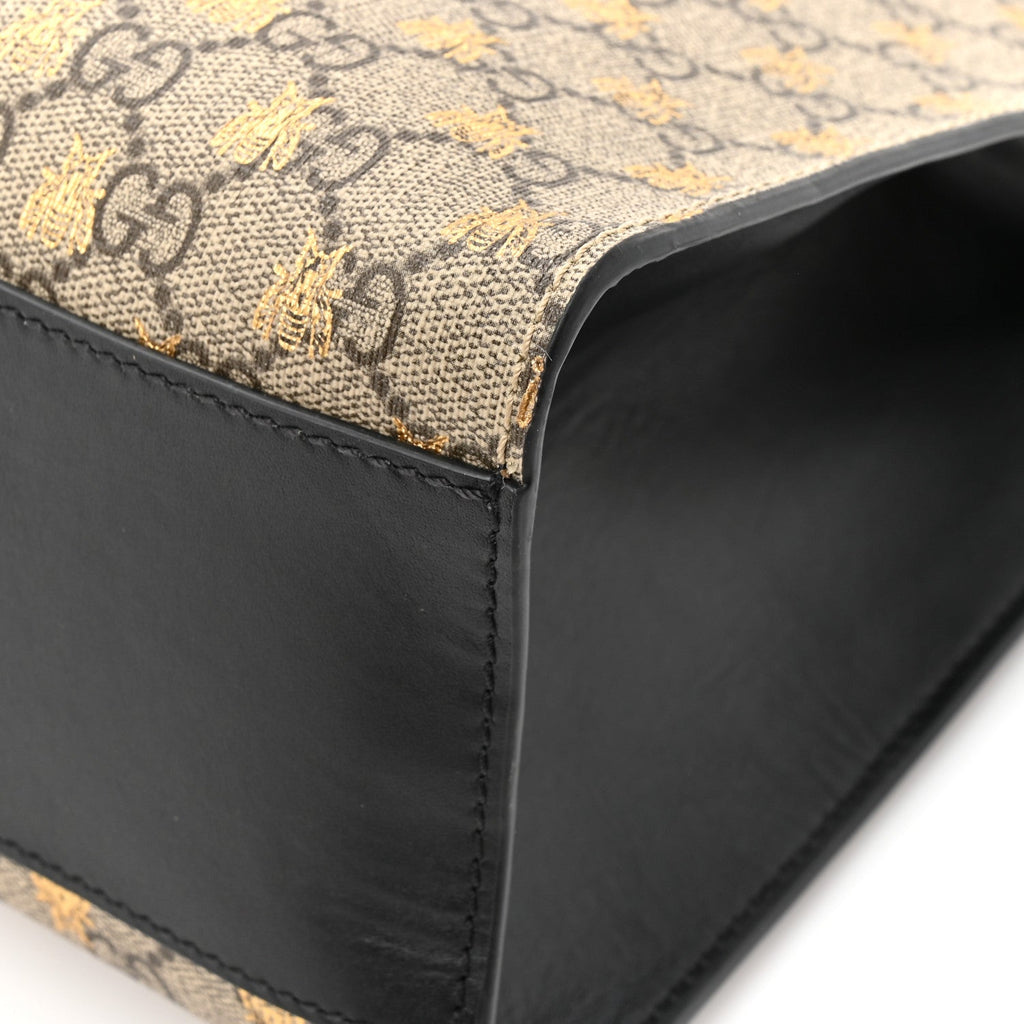GG Supreme Monogram Bees Medium Padlock Tote Beige Oro Black product image 11, provided for visual reference and product