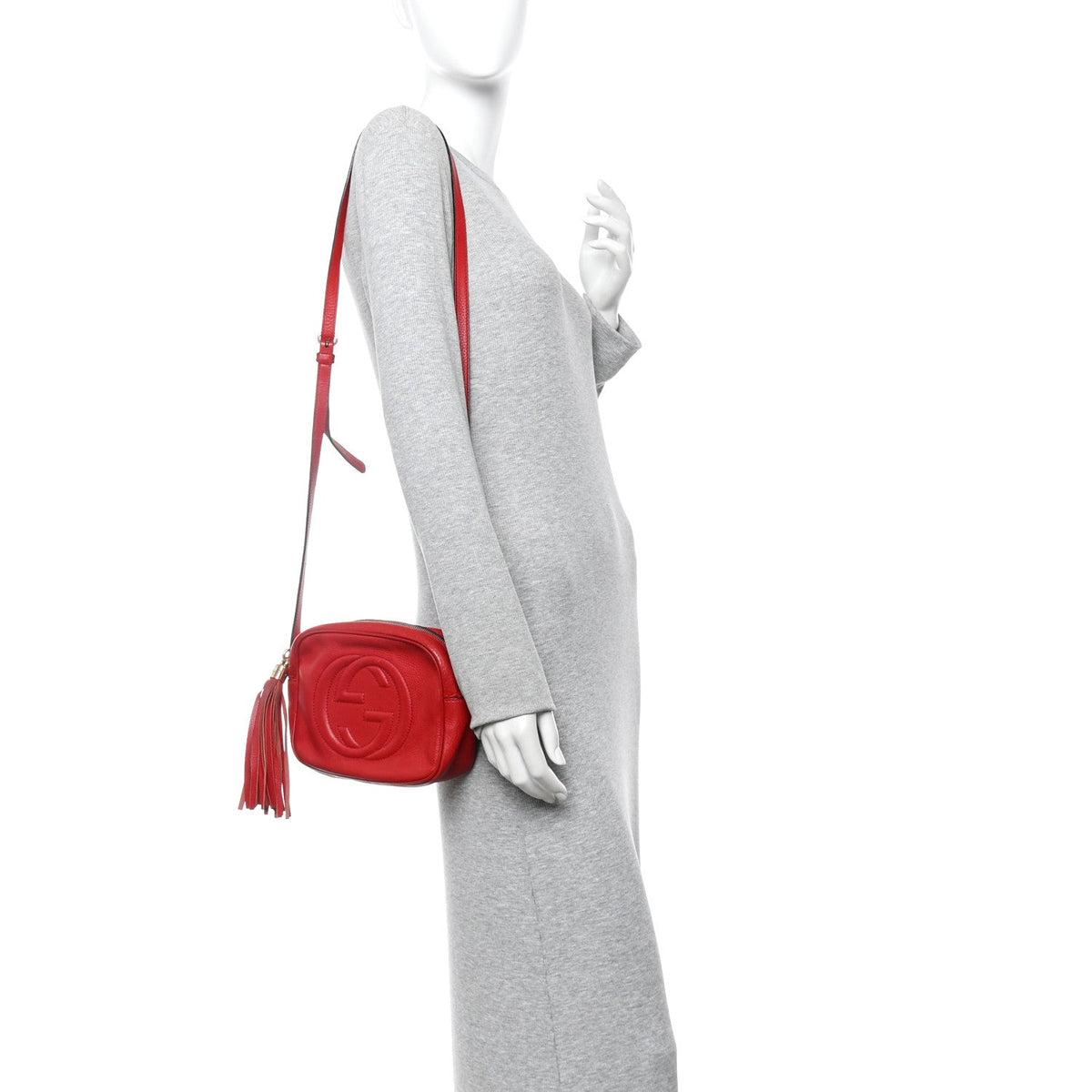 Pebbled Calfskin Small Soho Disco Bag Tabasco Red product image 2, provided for visual reference and product detail review