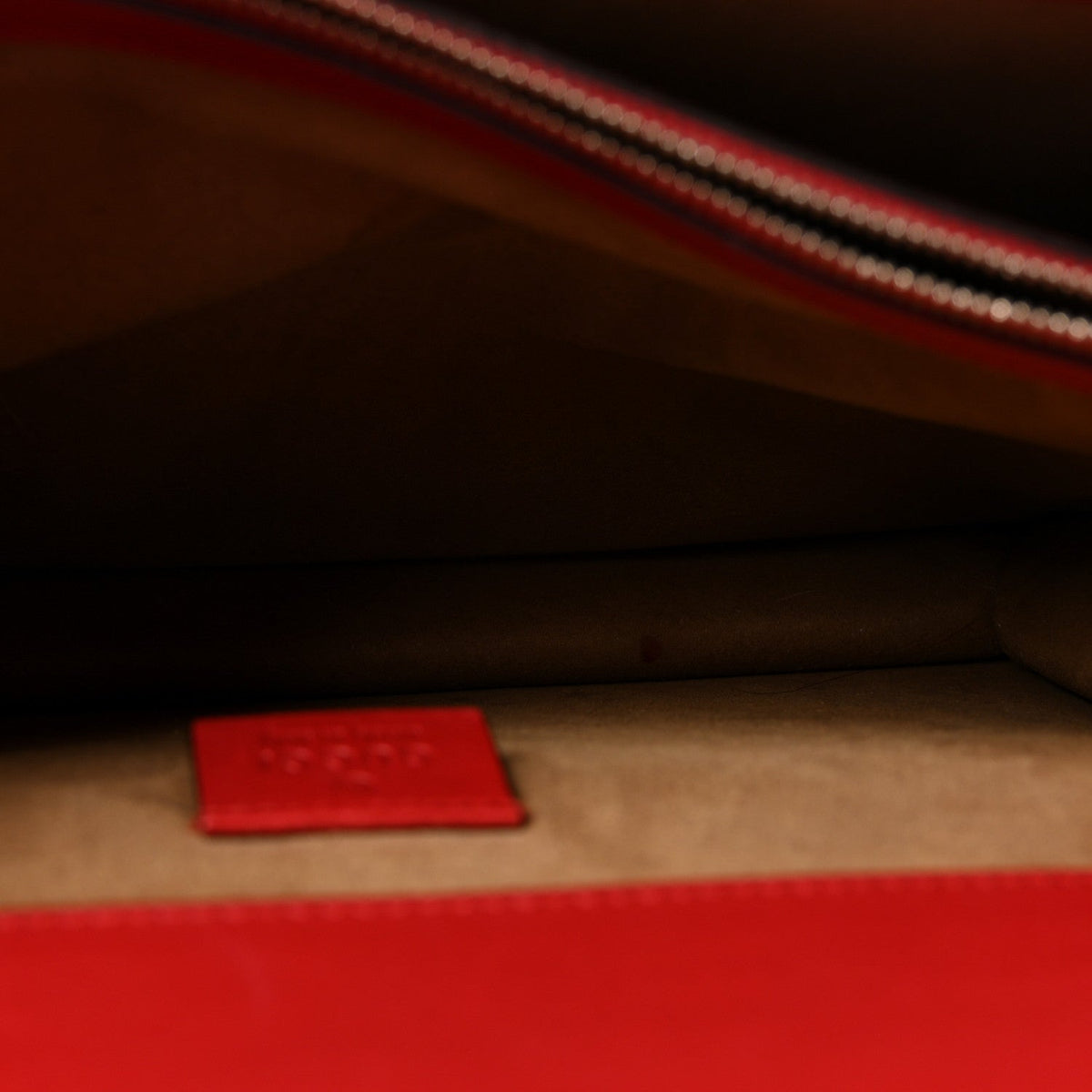 GG Supreme Monogram Arabesque Medium Dionysus Shoulder Bag Hibiscus Red product image 5, provided for visual reference and