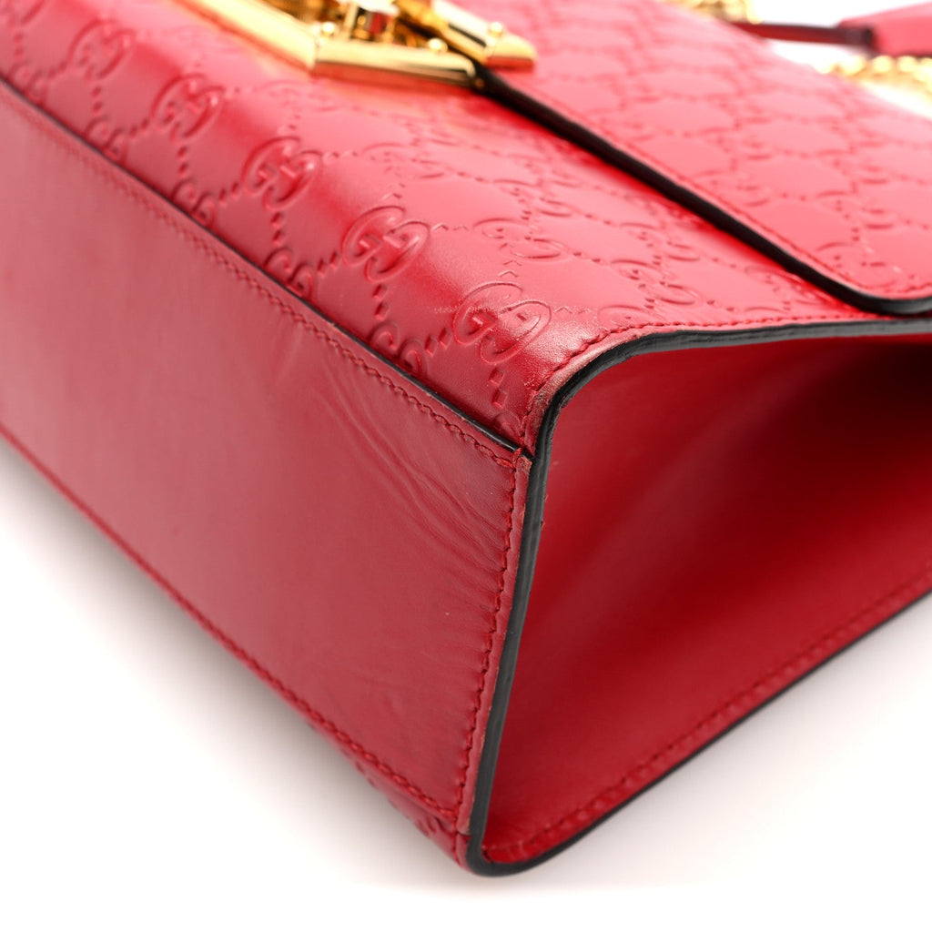 Guccissima Medium Padlock Shoulder Bag Hibiscus Red product image 10, provided for visual reference and product detail review