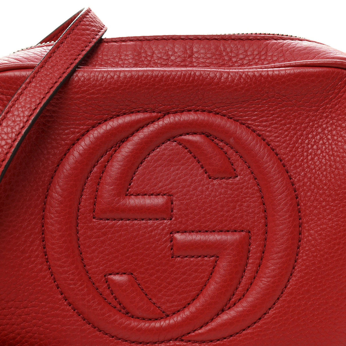 Pebbled Calfskin Small Soho Disco Bag Tabasco Red product image 8, provided for visual reference and product detail review