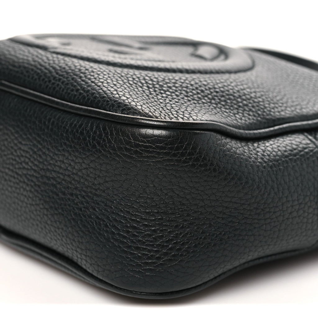 Pebbled Calfskin Small Soho Disco Bag Black product image 10, provided for visual reference and product detail review