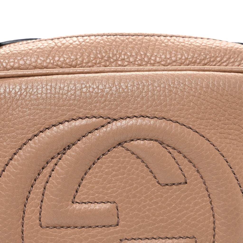 Pebbled Calfskin Small Soho Disco Bag Rose Beige product image 8, provided for visual reference and product detail review