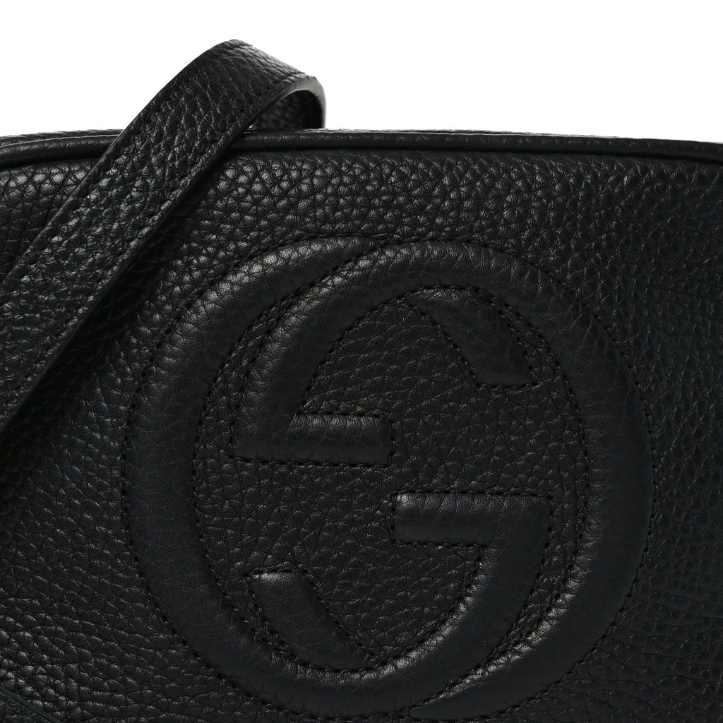 Pebbled Calfskin Small Soho Disco Bag Black product image 8, provided for visual reference and product detail review