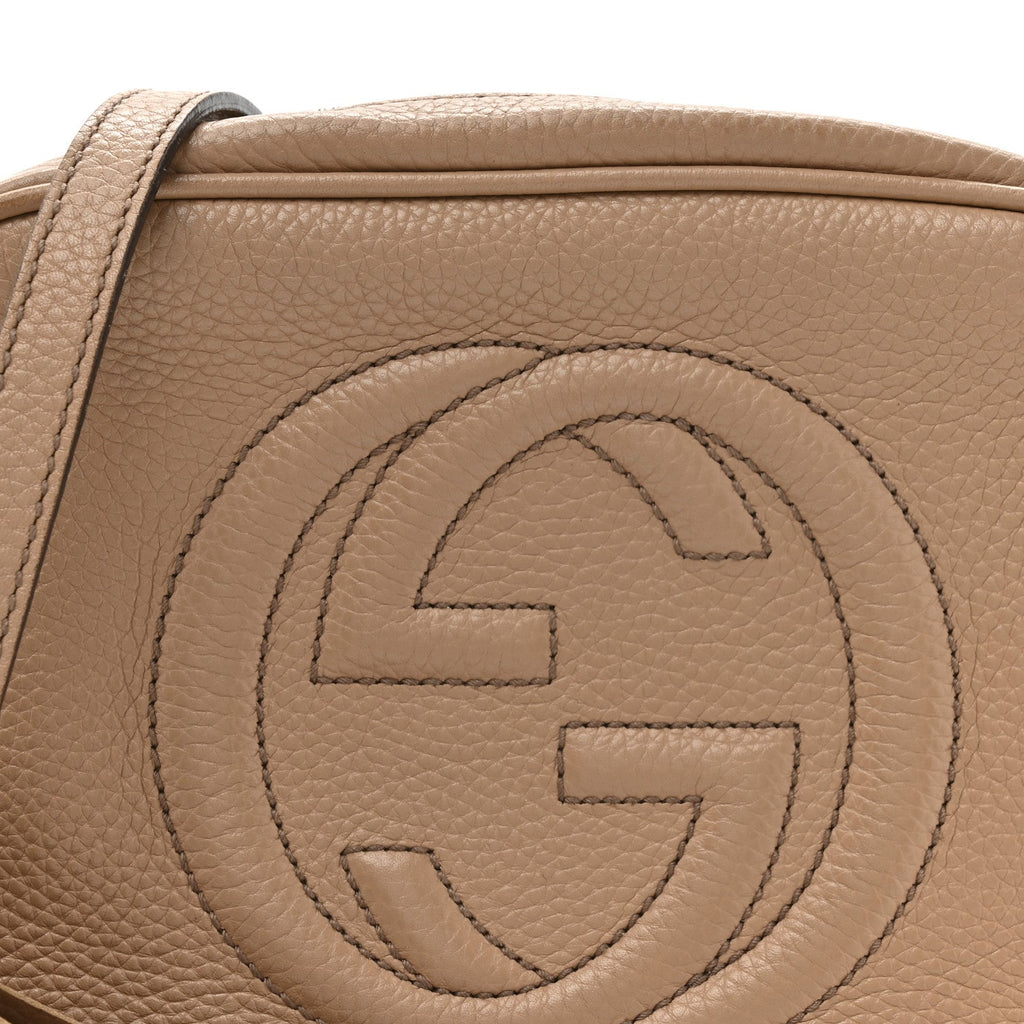 Pebbled Calfskin Small Soho Disco Bag Rose Beige product image 8, provided for visual reference and product detail review