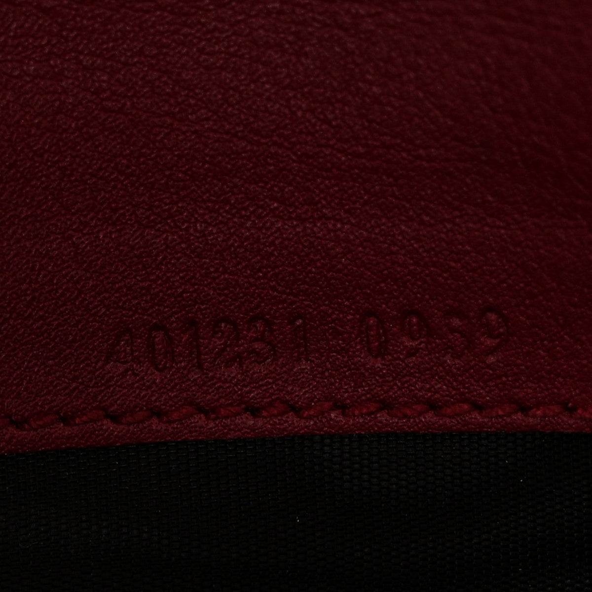 Velvet GG Monogram Mini Dionysus Chain Wallet Red Cipria product image 7, provided for visual reference and product detail