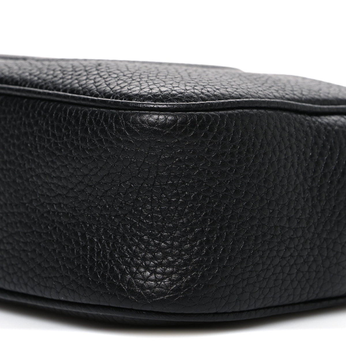 Pebbled Calfskin Mini Soho Disco Bag Black product image 10, provided for visual reference and product detail review