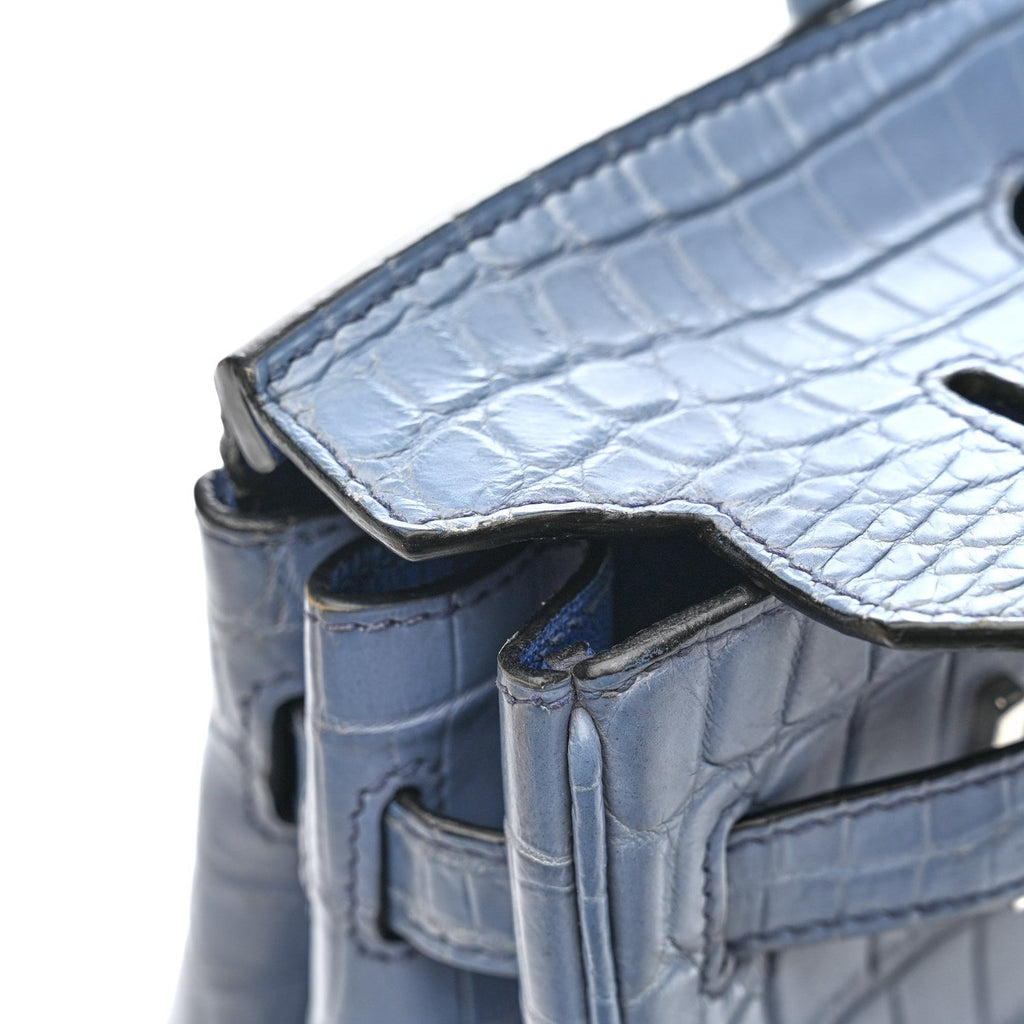 Matte Porosus Crocodile Birkin 30 Bleu Brighton product image 25, provided for visual reference and product detail review