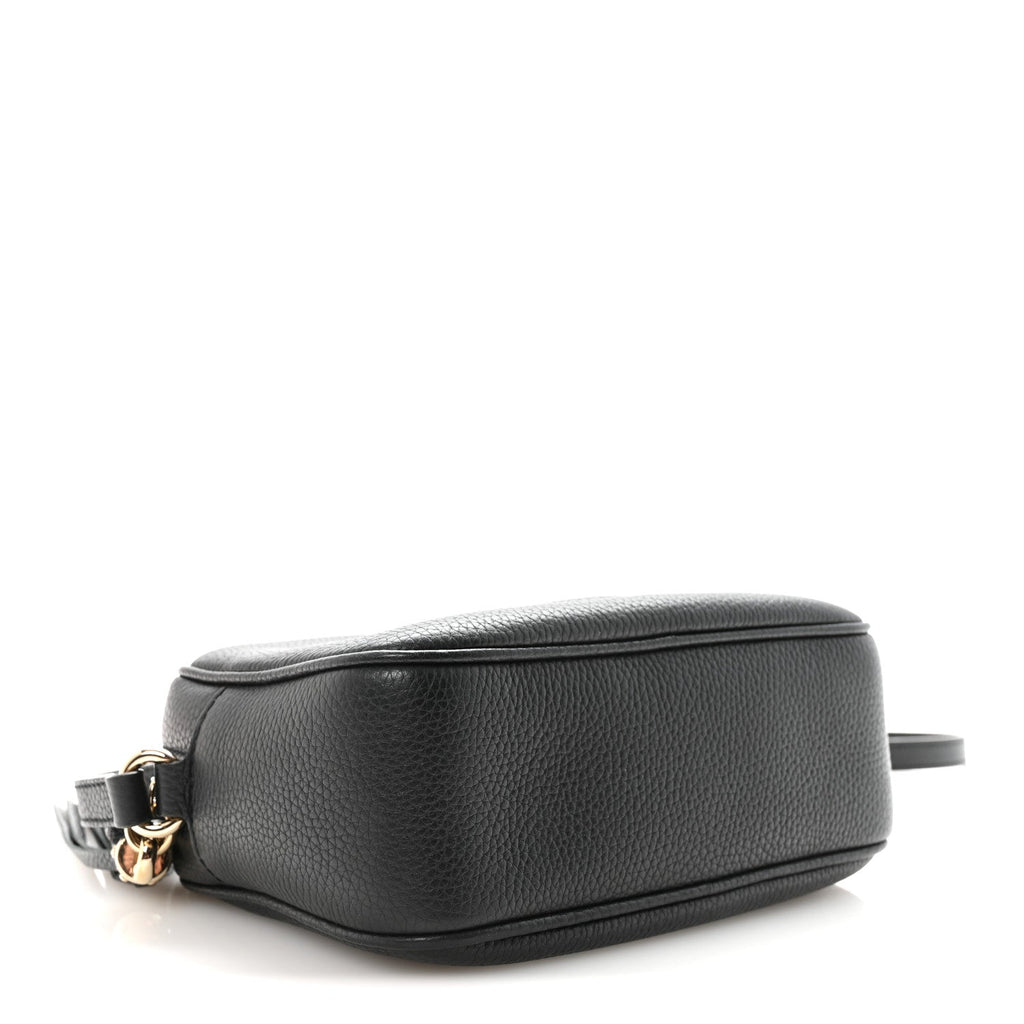 Pebbled Calfskin Small Soho Disco Bag Black product image 4, provided for visual reference and product detail review