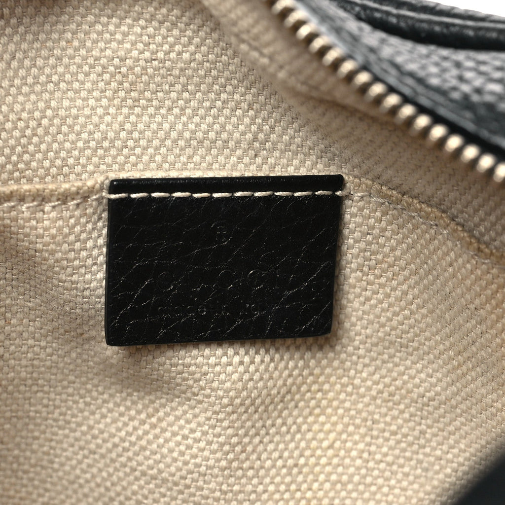 Pebbled Calfskin Small Soho Disco Bag Black product image 6, provided for visual reference and product detail review