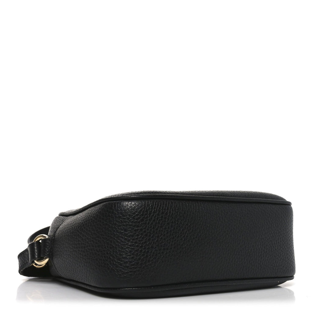 Pebbled Calfskin Small Soho Disco Bag Black product image 4, provided for visual reference and product detail review