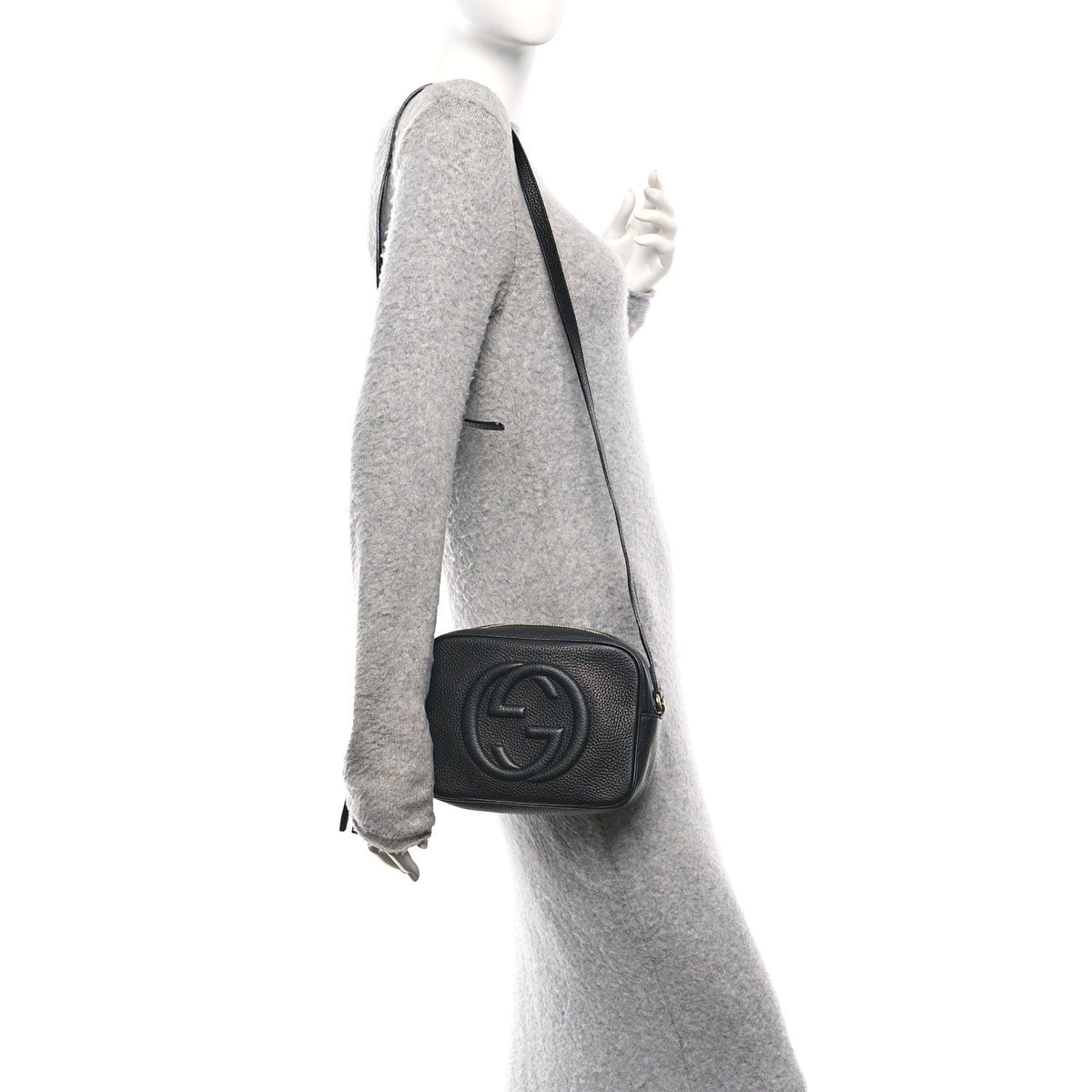 Pebbled Calfskin Small Soho Disco Bag Black product image 2, provided for visual reference and product detail review