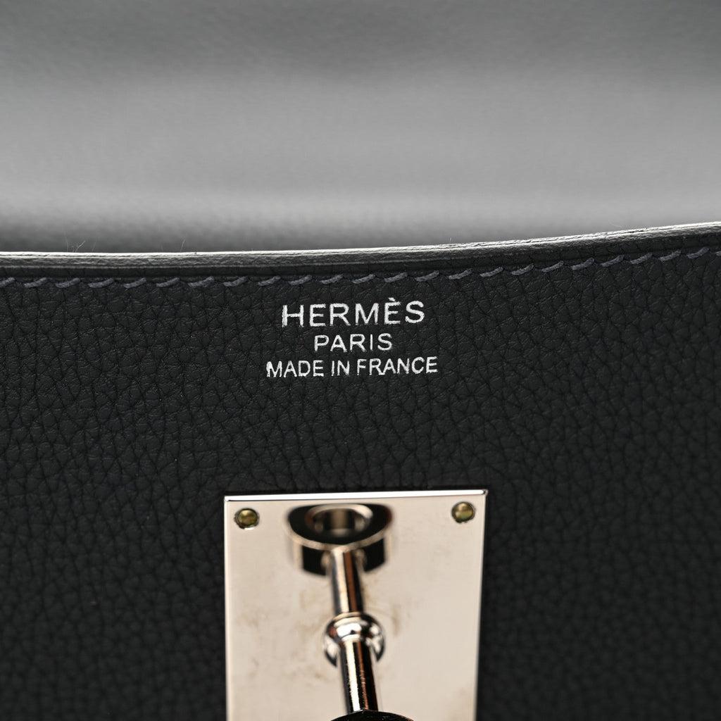 Togo Maxi Kelly Retourne 42 Caban product image 6, provided for visual reference and product detail review