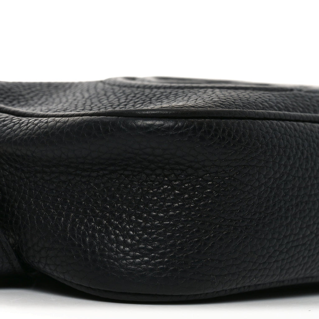 Pebbled Calfskin Small Soho Disco Bag Black product image 9, provided for visual reference and product detail review