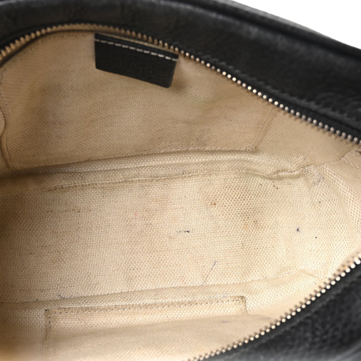 Pebbled Calfskin Small Soho Disco Bag Black product image 5, provided for visual reference and product detail review