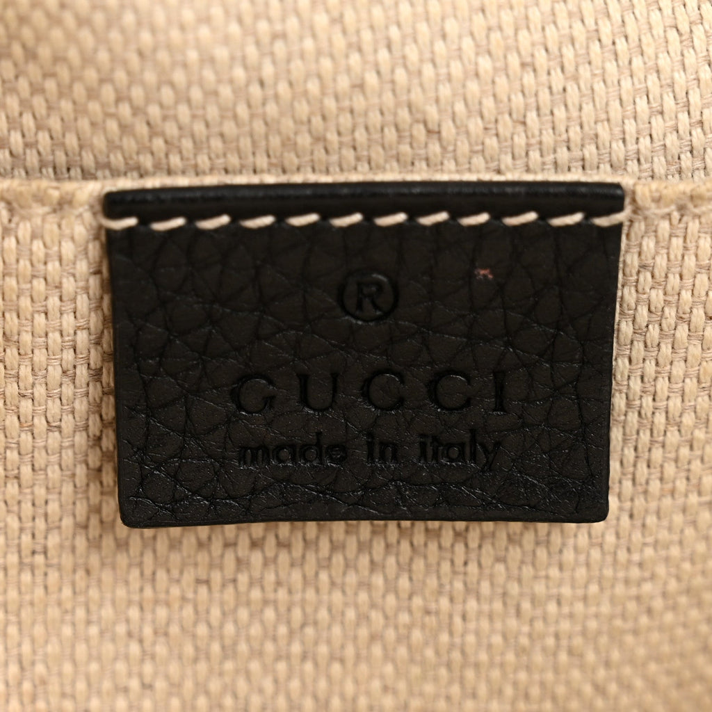 Pebbled Calfskin Small Soho Disco Bag Black product image 6, provided for visual reference and product detail review