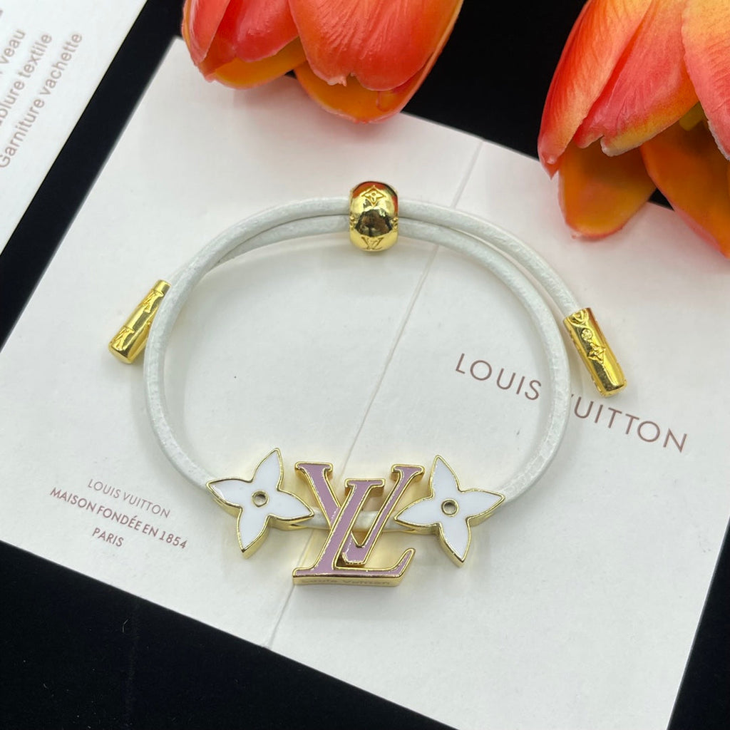 Louis Vuitton Star Pink 18K Gold Bracelet product image 2, provided for visual reference and product detail review