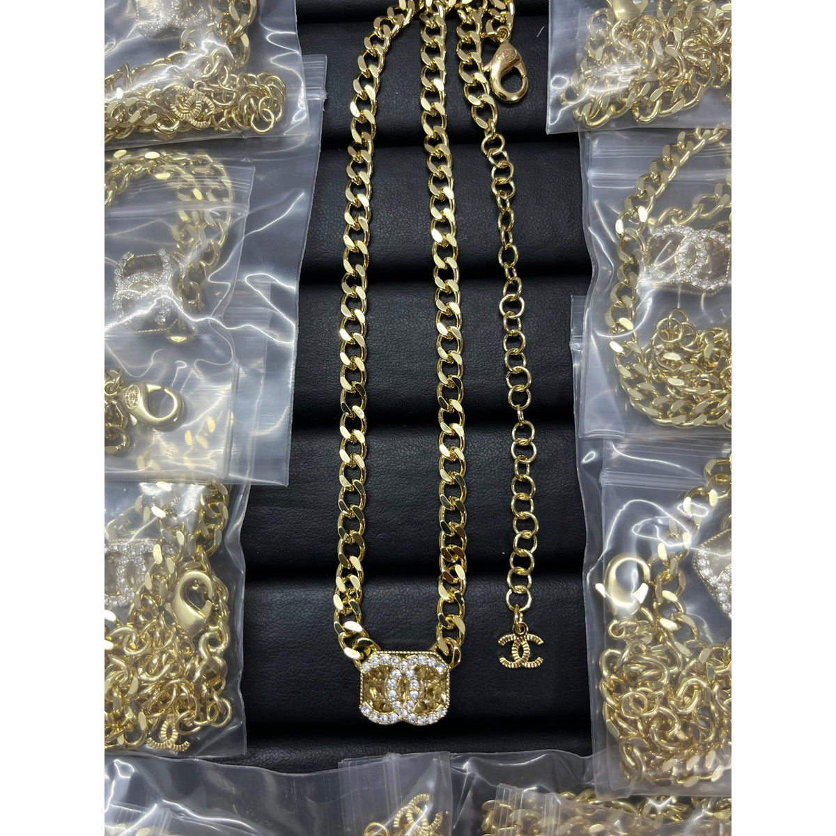Chanel Crystals Chain 18K Gold Necklace product image 1, provided for visual reference and product detail review