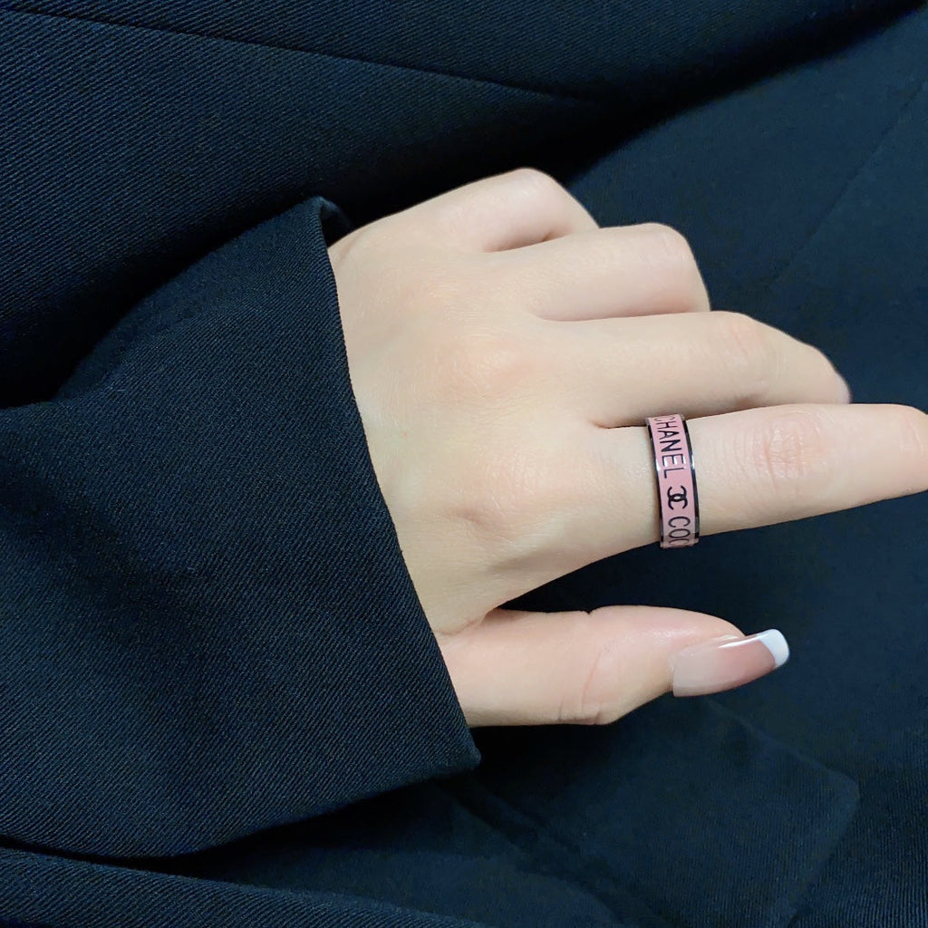 Chanel Coco Pink 18K Gold Ring product image 8, provided for visual reference and product detail review