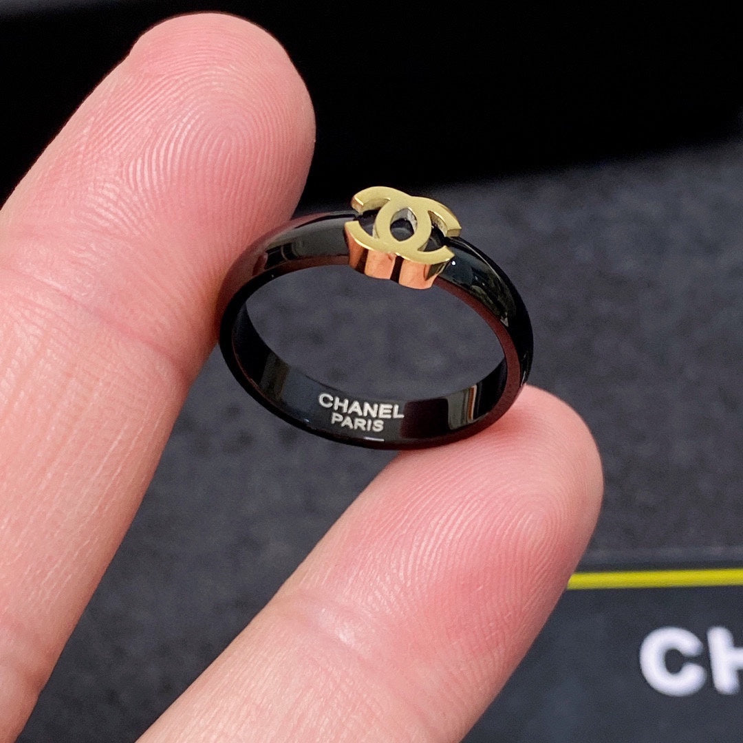 Chanel Black 18K Gold Ring product image 5, provided for visual reference and product detail review