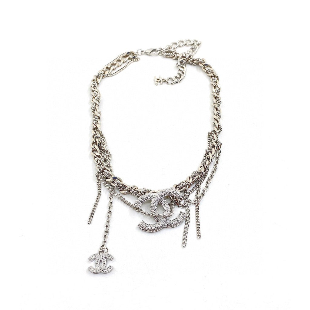 Chanel Chain Diamond 18K Gold Necklace product image 1, provided for visual reference and product detail review