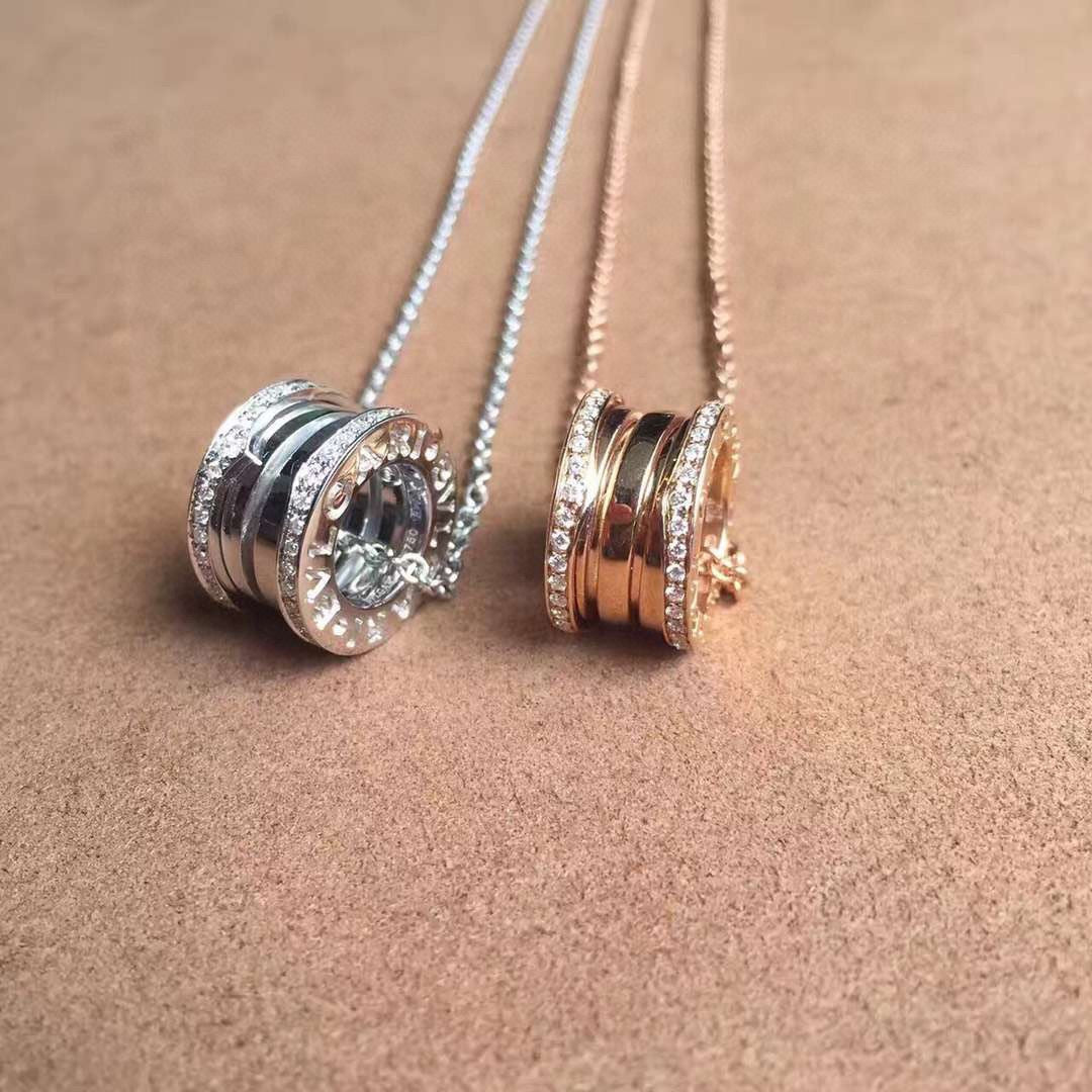 B.zero1 Pave Diamonds 18K Gold Necklace product image 4, provided for visual reference and product detail review
