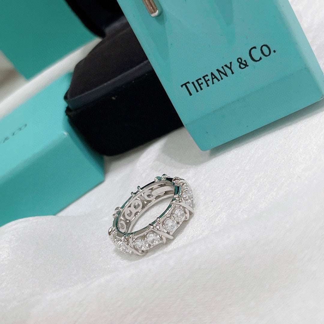 Tiffany Schlumberger Eighteen Stone 18K Gold Ring product image 2, provided for visual reference and product detail review