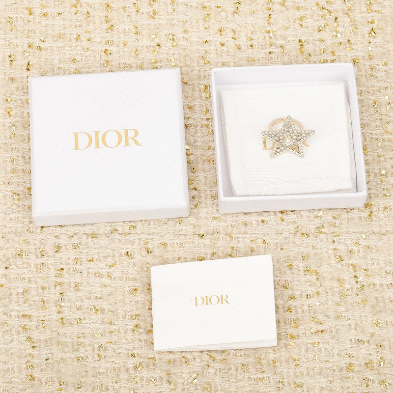 Dior Star Diamond 18K Gold Brooch product image 2, provided for visual reference and product detail review