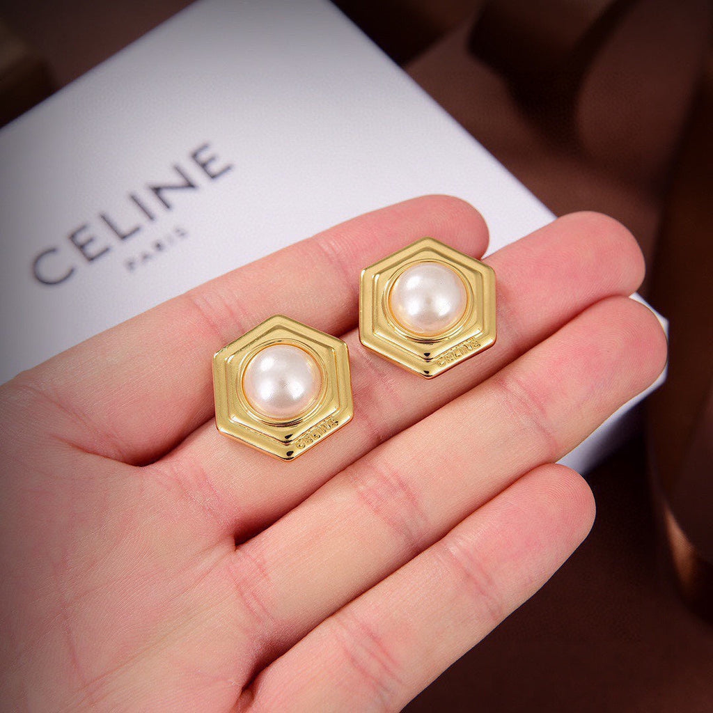Celine Pearl 18K Gold Earrings product image 3, provided for visual reference and product detail review