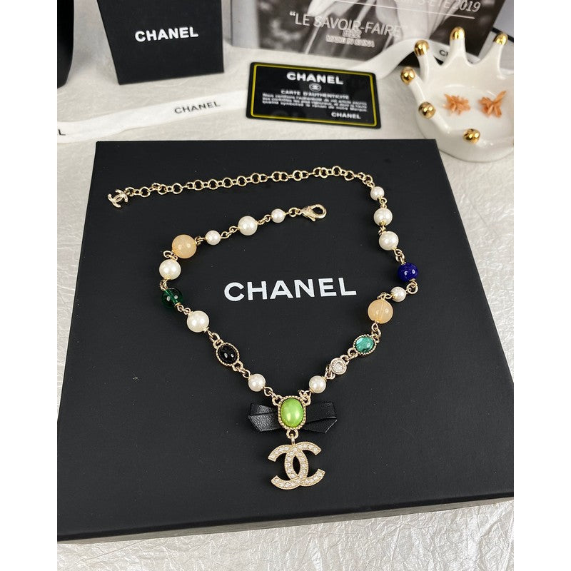 Chanel Crystal Bow 18K Gold Necklace product image 2, provided for visual reference and product detail review