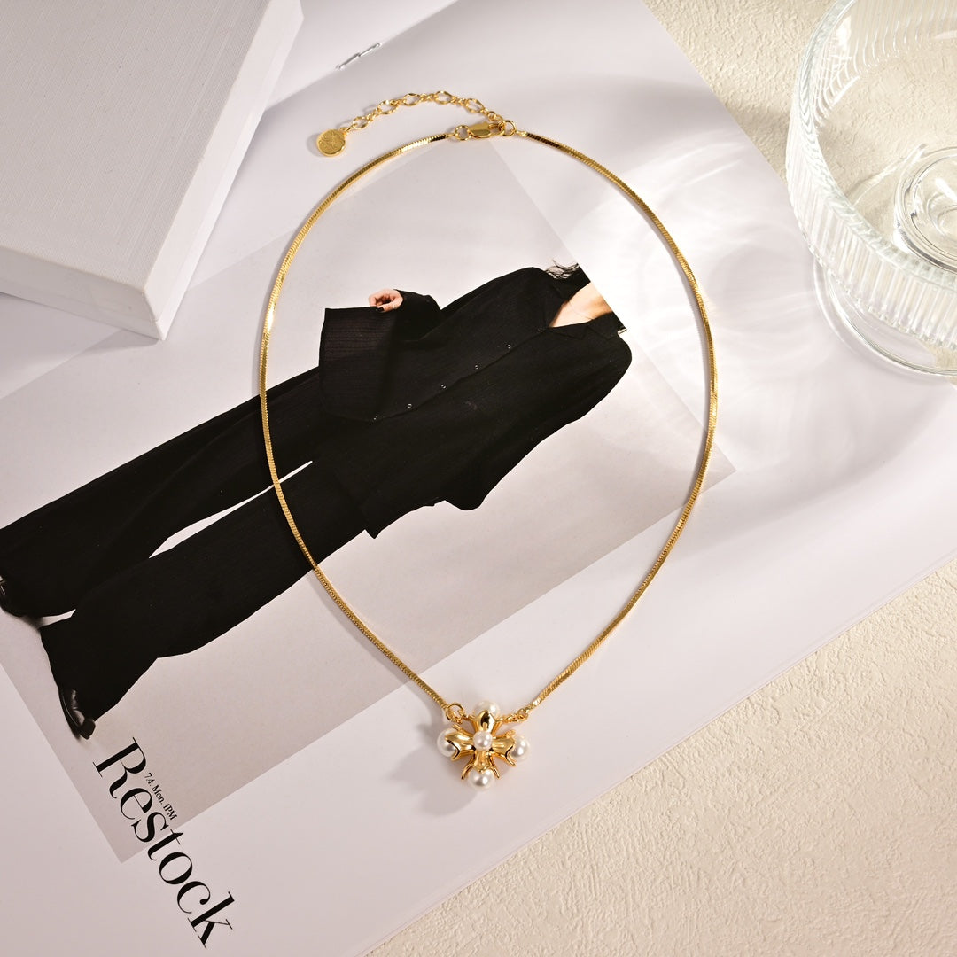 Celine Celine Pearl 18K Gold Necklace product image 2, provided for visual reference and product detail review