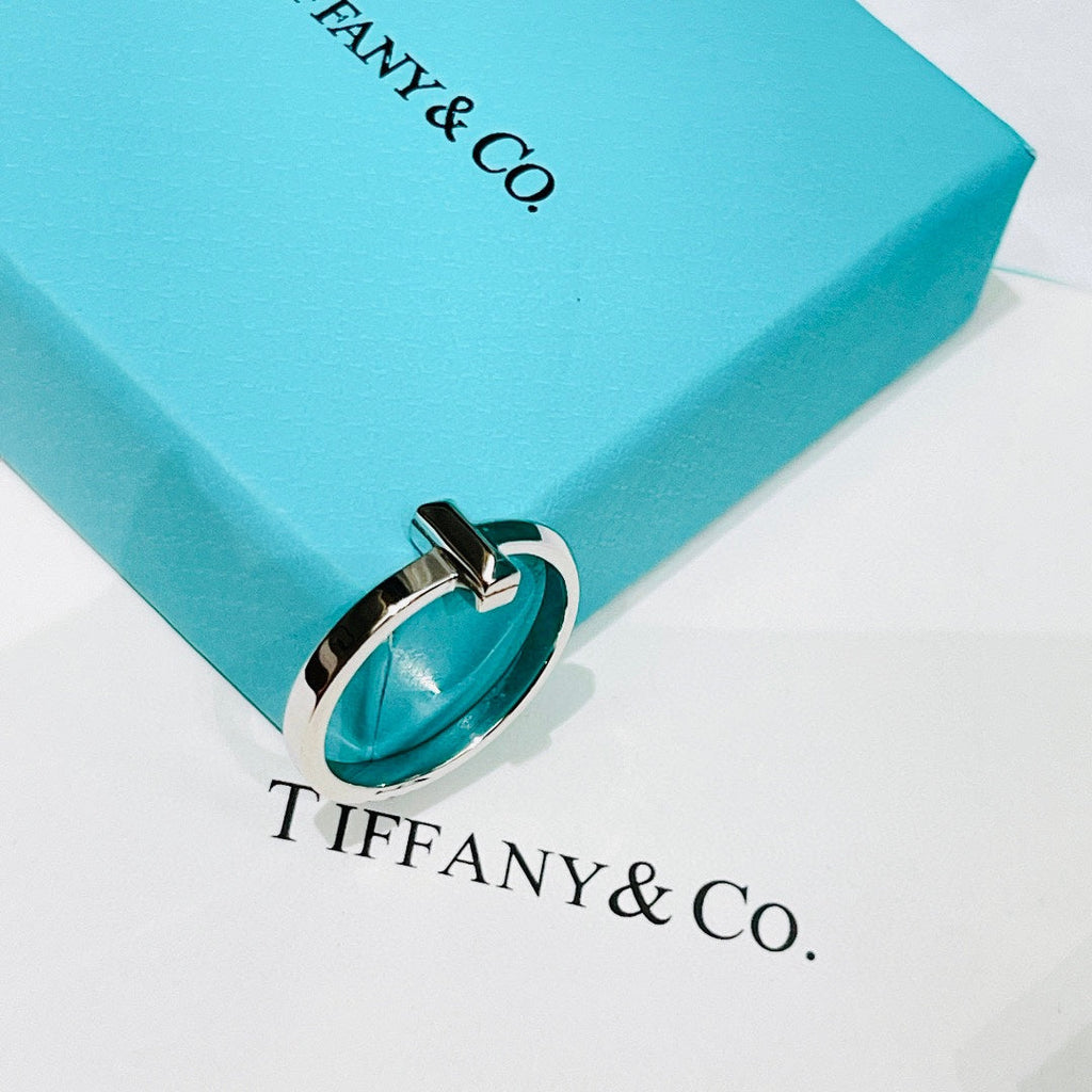 Tiffany T1 18K Gold Ring product image 4, provided for visual reference and product detail review