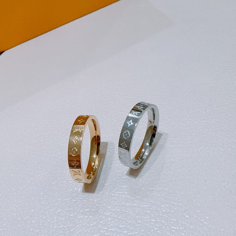 Louis Vuitton Instinct Set of Two Gold 18K Gold Ring product image 1, provided for visual reference and product detail review