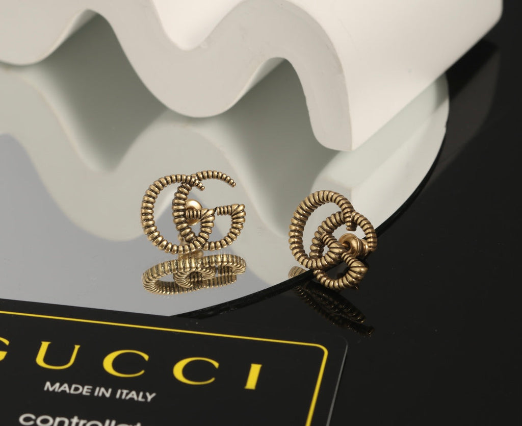 Gucci Double 18K Gold Earrings product image 3, provided for visual reference and product detail review