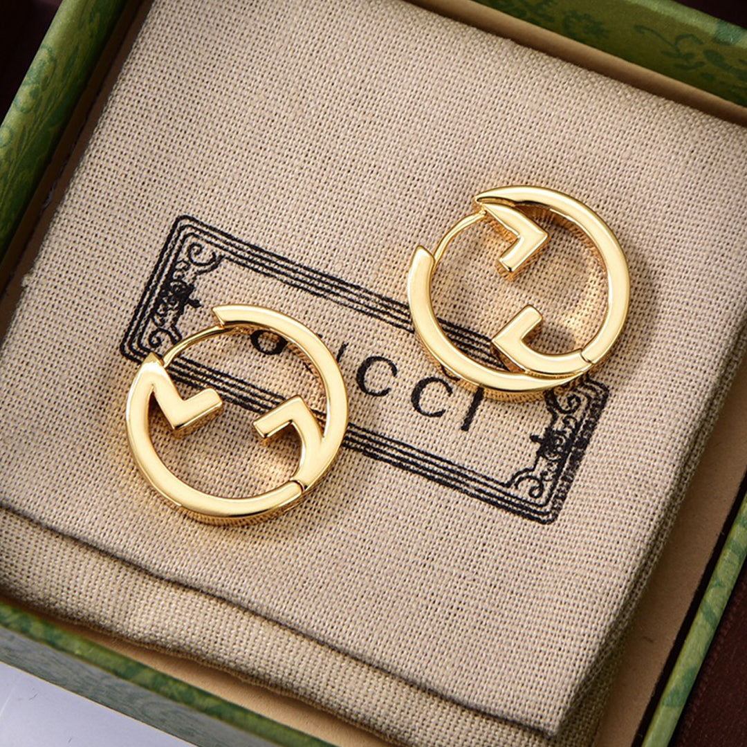 Gucci Double Hollow 18K Gold Earrings product image 1, provided for visual reference and product detail review
