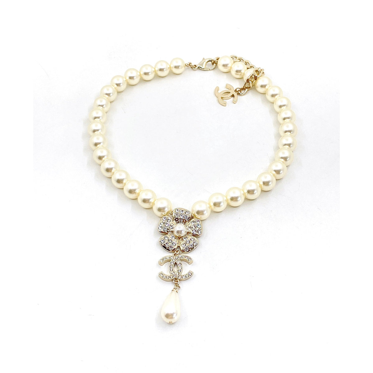 Chanel Pearls Chain Choker 18K Gold Necklace product image 1, provided for visual reference and product detail review