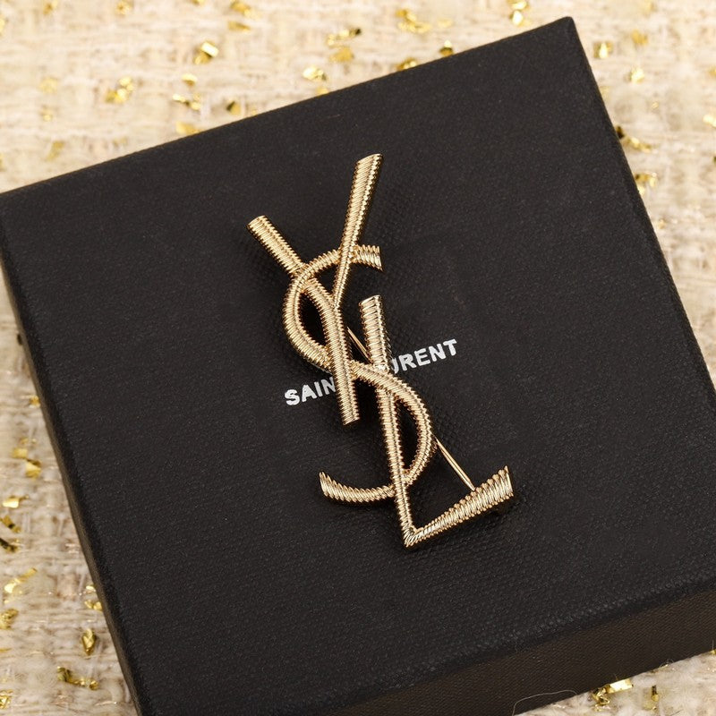 YSL Stripe Gold 18K Gold Brooch product image 1, provided for visual reference and product detail review