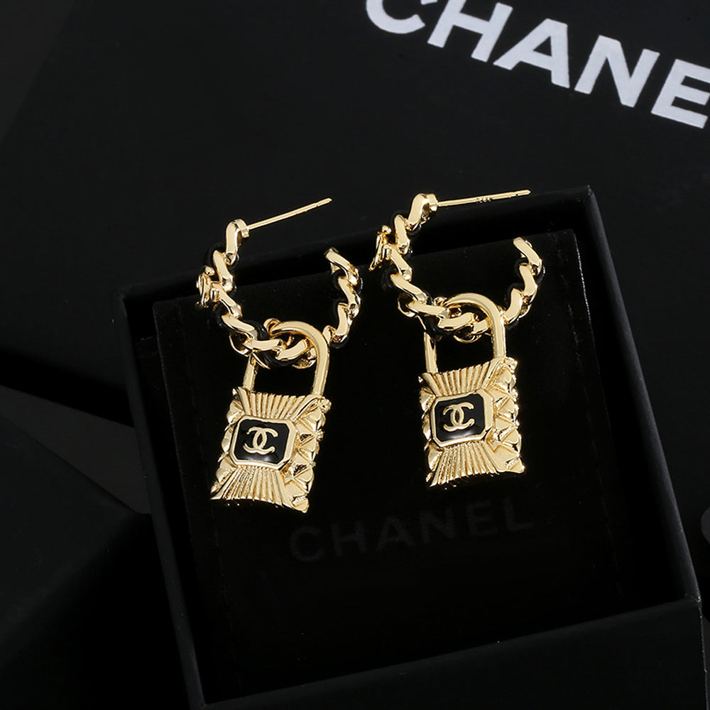 Chanel Lock 18K Gold Earrings product image 1, provided for visual reference and product detail review