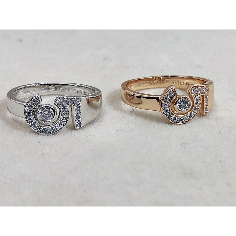 Chanel No.5 Diamond 18K Gold Ring product image 6, provided for visual reference and product detail review