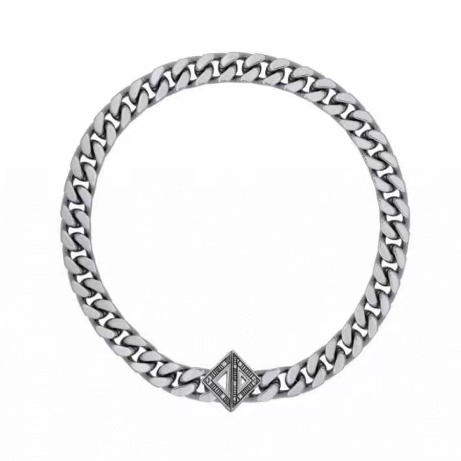 Dior Diamond Chain 18K Gold Necklace product image 1, provided for visual reference and product detail review